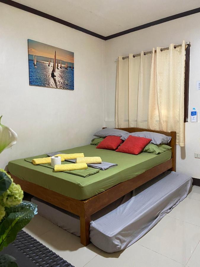 Alona Bohol Backpackers Hostel Panglao Habitación foto